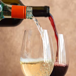 Vinho Casa Valduga Naturelle Branco Suave 750 ml - Comprar na Amazon | Palco do Vinho