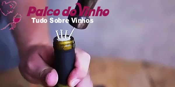 Usando martelo e pregos