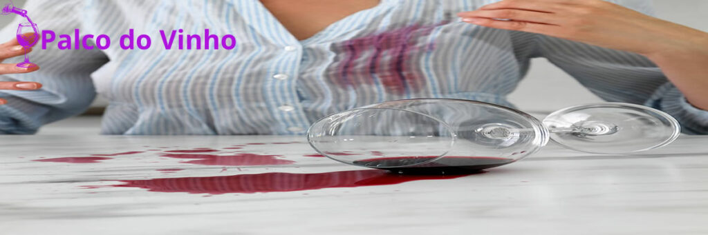 Cuidados específicos para manchas de vinho tinto